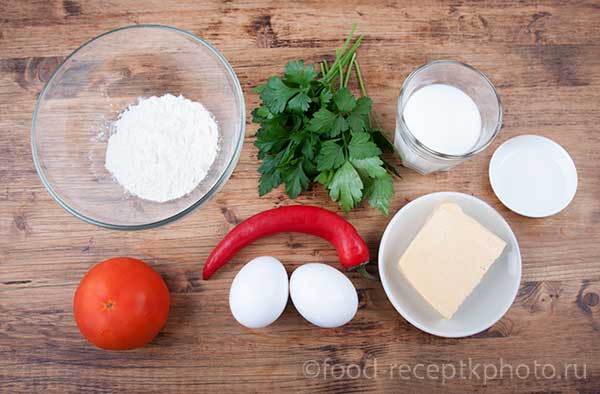 Ингредиенты для яичных блинчиков с сыром и овощами